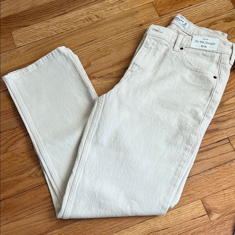 Abercrombie & Fitch Women's Cream Straight Leg Jeans